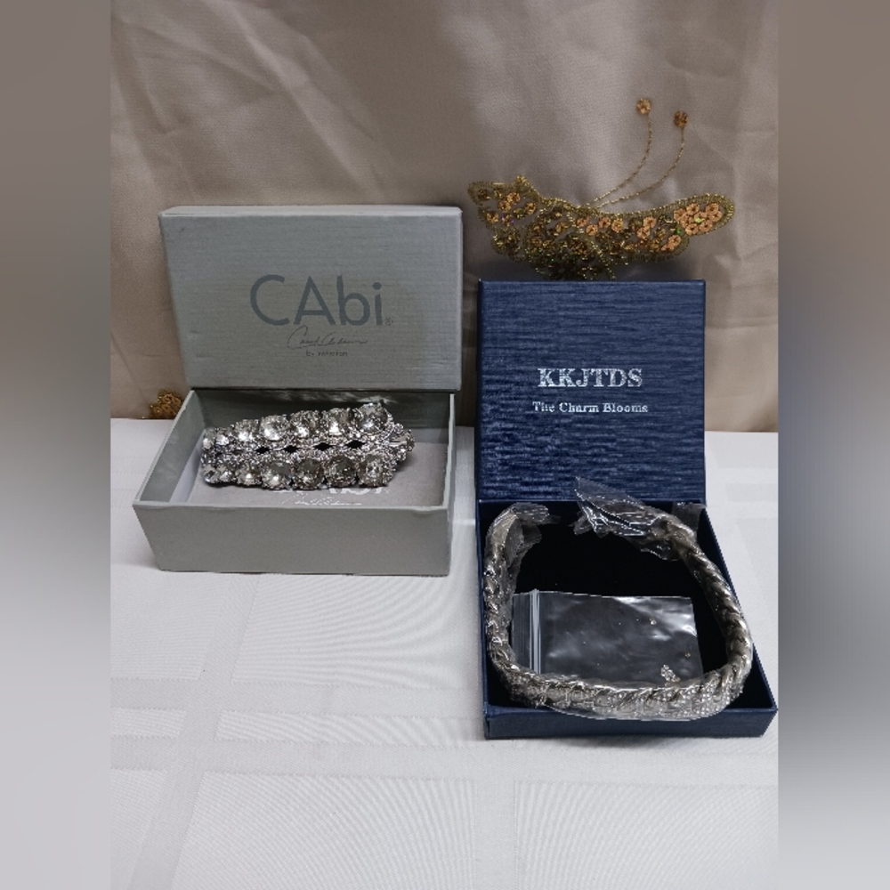 Cabi Heritage Stole Pin-Convertable & KKJTDS Cuban  Bracelet